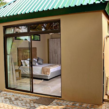 Zoe Bush Lodge Pretoria-Noord Dış mekan fotoğraf