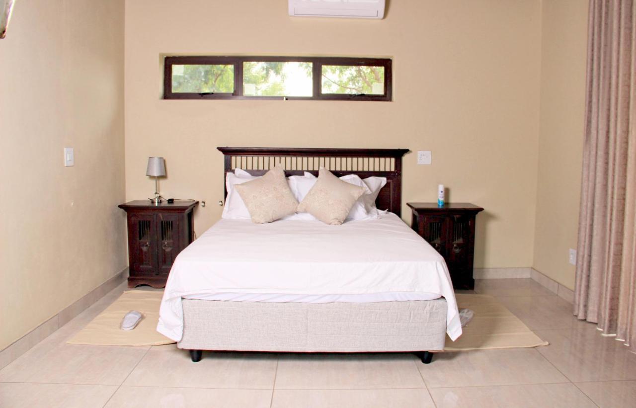 Zoe Bush Lodge Pretoria-Noord Dış mekan fotoğraf