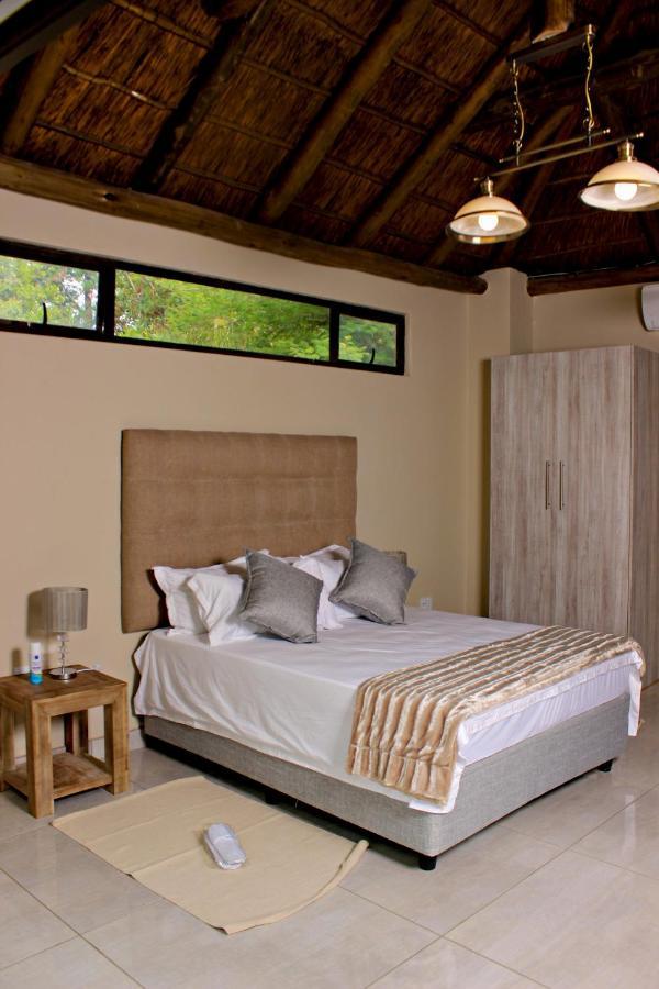 Zoe Bush Lodge Pretoria-Noord Dış mekan fotoğraf